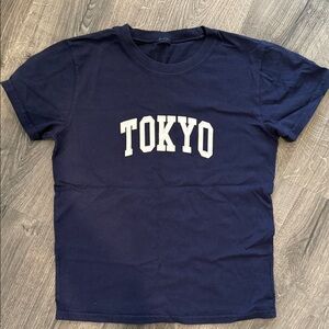 Brandy Melville t shirt